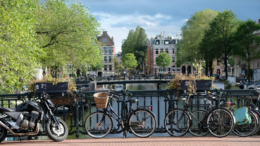 Amsterdam : interprète & traducteur d'anglais